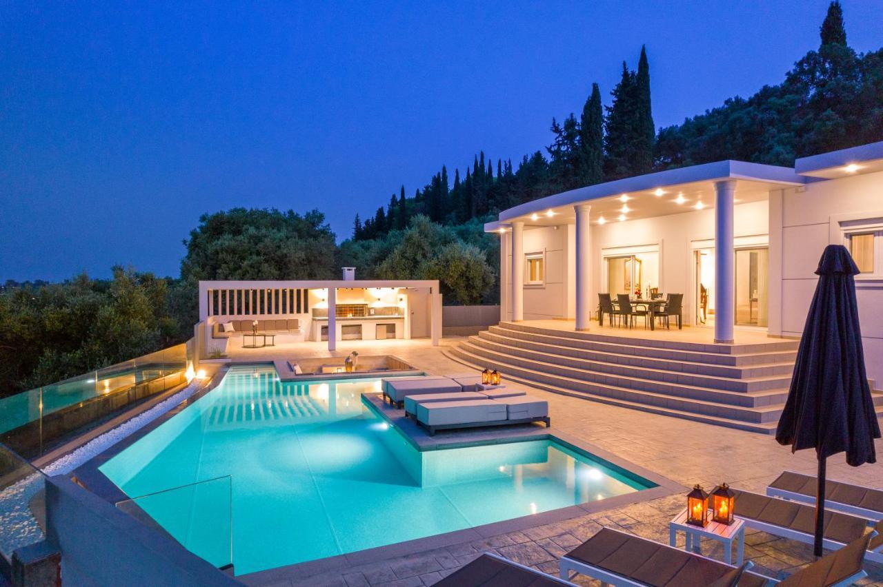 Villa Moonstone Mouzákion Exterior foto